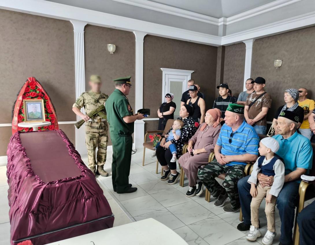 Мамаев Роман Марсович